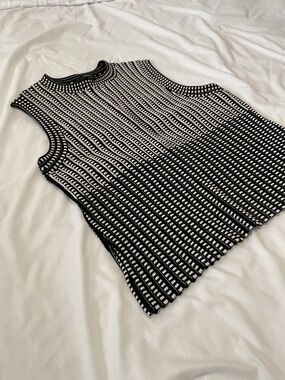 Black & White Ribbed Sleeveless Theory Tank Top